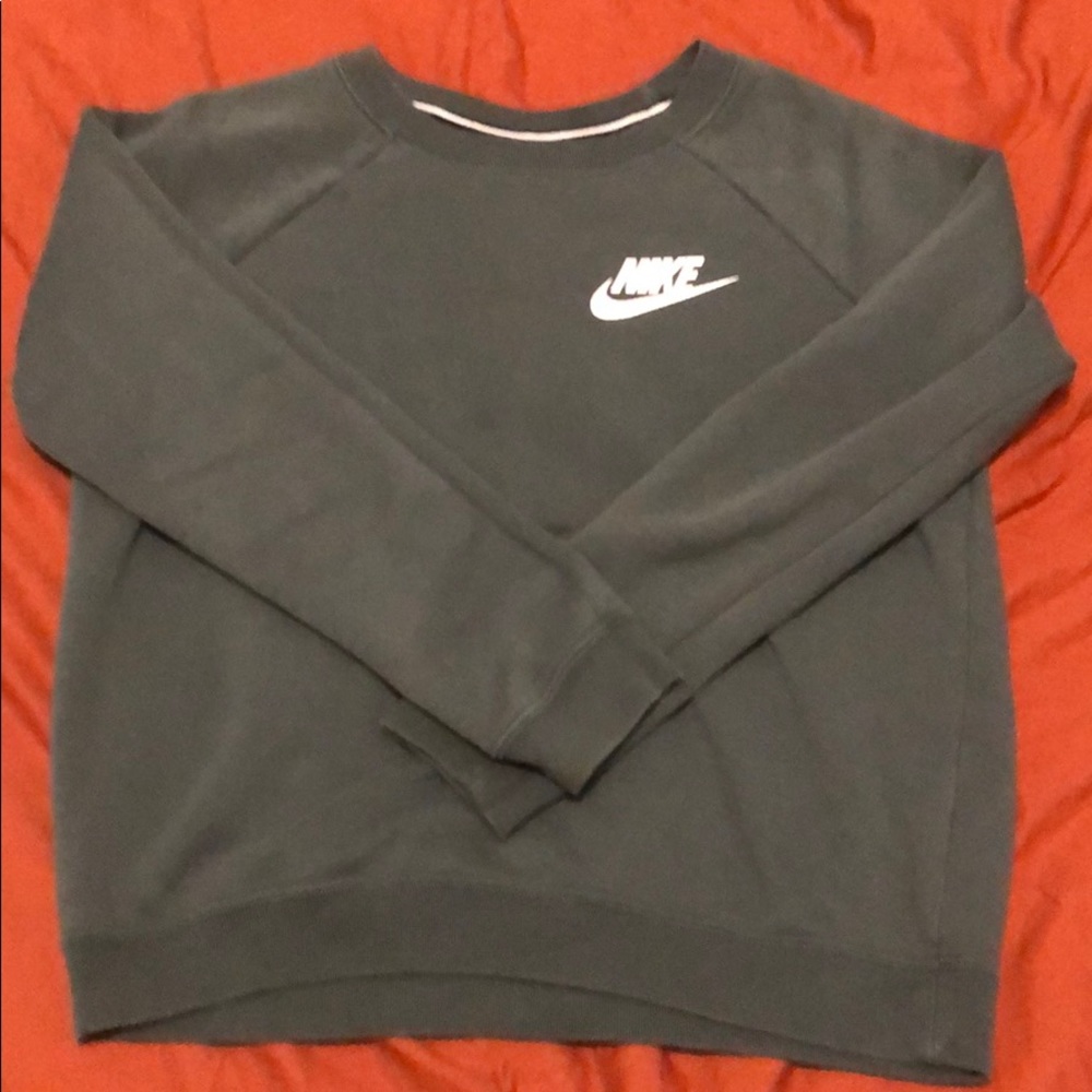 Nike sweatshirt